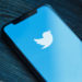 Bannis de Twitter : comment la plateforme est devenue le nouvel arbitre de la parole publique ?