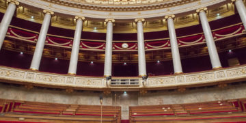 Majorité relative et Loi de finances