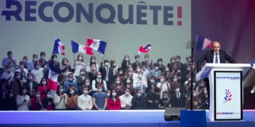 A droite, tout doit disparaitre : 1. Reconquête!