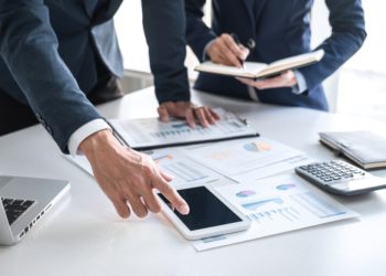 Au lieu de taxer les « super » profits,  encourageons les entreprises à participer à « l’effort de guerre » !