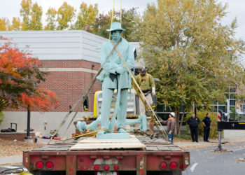 L’éternelle renaissance de l’espace néo-gauchiste : néo-antifascistes et néo-antiracistes