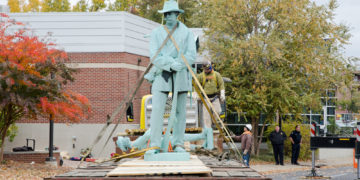 L’éternelle renaissance de l’espace néo-gauchiste : néo-antifascistes et néo-antiracistes