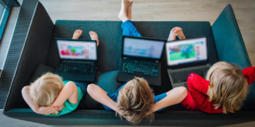 Les dangers des écrans pour les petits