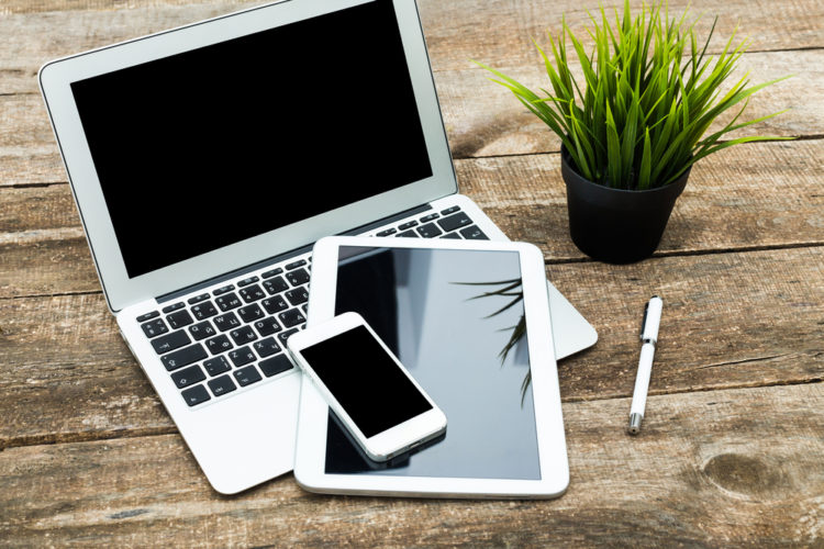 Difficile liberté dans la société des écrans