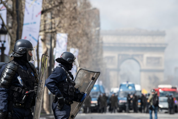 Il est légitime de parler de « violences policières »