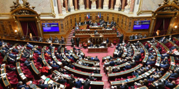 Faisons un rêve et si le Parlement reprenait la main sur ses droits un tantinet bafoués