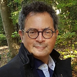 Entretien avec Yves Marek sur son dernier ouvrage  » Gouverner c&rsquo;est aimer « 