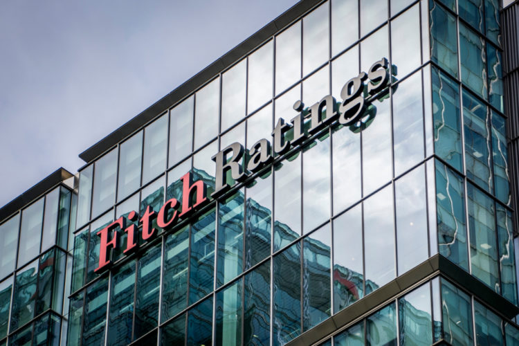 Fitch : et soudain, la performance extra financière s’invite dans la notation d’un État !