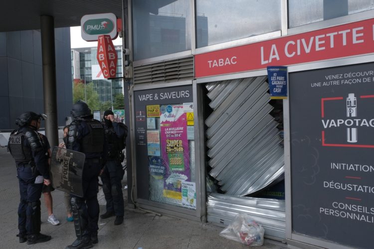 Replacer l’activité économique au coeur des quartiers oubliés de la République