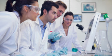 Plaidoyer pour un dialogue étroit entre sciences dures et sciences humaines et sociales en vue d’une meilleure intelligence du monde