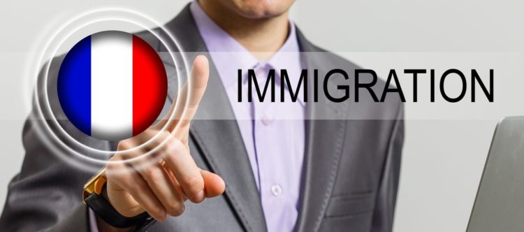 Loi immigration : une loi de plus, pas un changement de cap