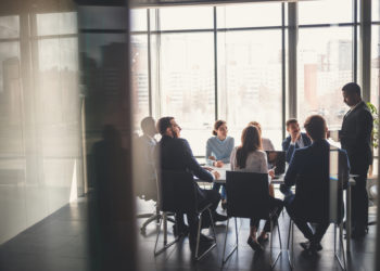 Le travail comme dénominateur commun entre syndicats salariés et patronaux