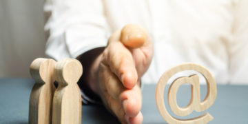 Numérique et contrôle de l’information