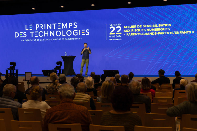 Atelier de sensibilisation aux risques numériques « Parents/Grands-parents/Enfants »
