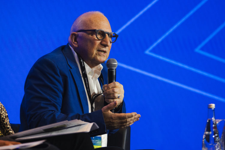 Table-ronde – Comment concilier droits humains, éthique et innovation technologique ?