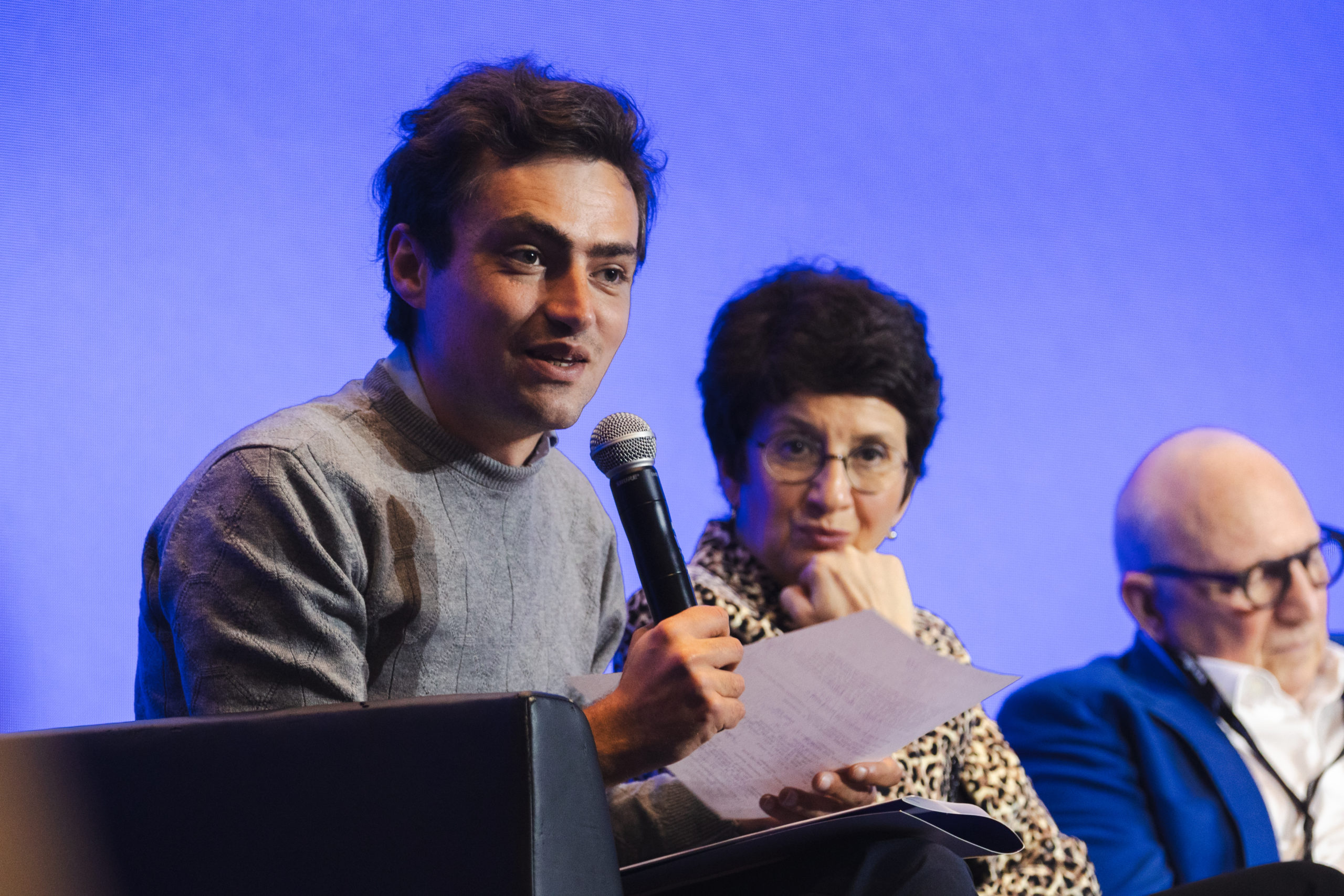 Table-ronde – Comment concilier droits humains, éthique et innovation technologique ?