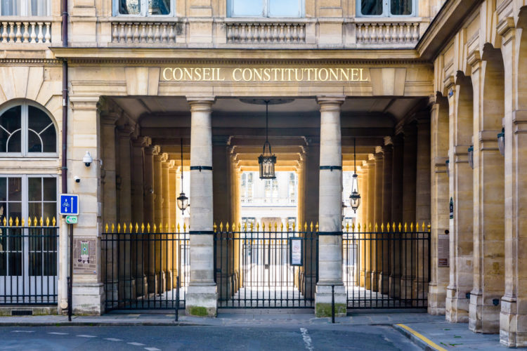 Mais qui donc aura le dernier mot ?