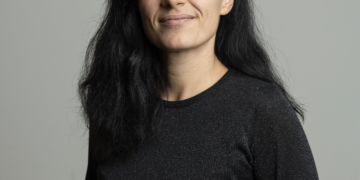 Clara Egger : « Il ne faut pas que la représentation nationale soit capturée par des intérêts particuliers comme c’est le cas aujourd’hui »