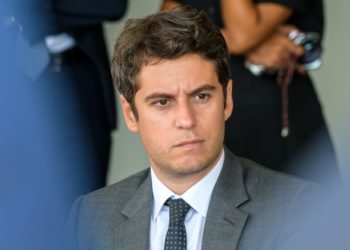 Attal parle de rigueur : faire passer la pilule en ouvrant la fenêtre d’Overton