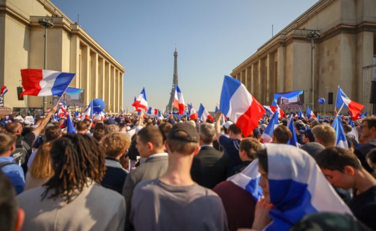 Vive la Vème République !