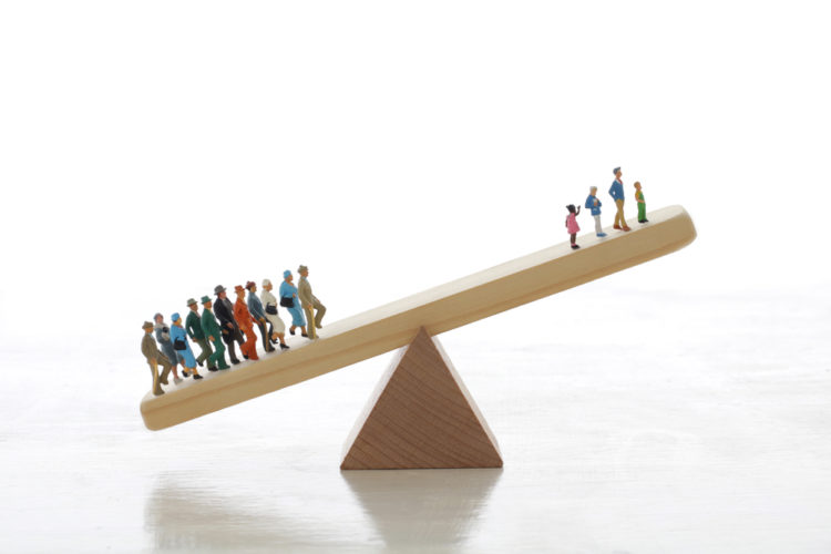 Macron, Meloni et le post-populisme : Vers où regarde Nicolas Baverez ?