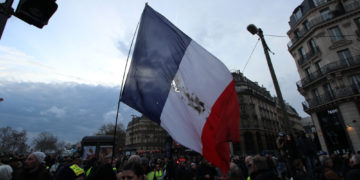 Les derniers feux de la V° République ?