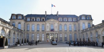 Du monarque républicain au manager de proximité