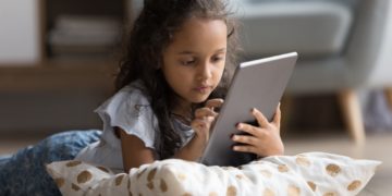 Publication du rapport de la commission « numérique et enfance » le 30 avril 2024 : qu’en penser?