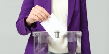 Défis et Espoirs : La France à la Croisée des Chemins