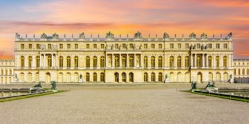 L’exemple de Versailles montre-t-il vraiment la prétendue supériorité de l’État centralisateur sur l’initiative privée ?