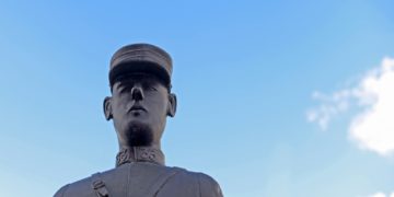 Décision, pouvoir d’exception, démocratie, légitimité : quatre concepts clefs de la philosophie politique gaullienne de l’État