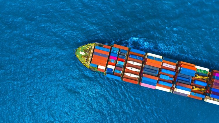 Dette et déficit : en taxant les produits importés les plus polluants l’Etat pourrait récupérer 80 milliards d’euros !