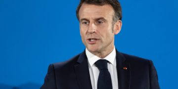 Emmanuel Macron : De l’imposture politique au malaise diplomatique