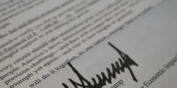 Quand l’État se retire, la mafia gouverne : les États-Unis face au basculement !