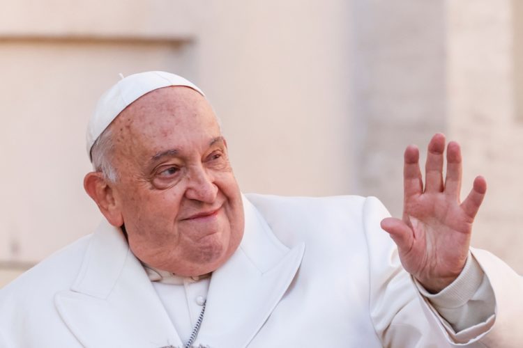 Pape François : Une parole qui transforme, un pont qui relie