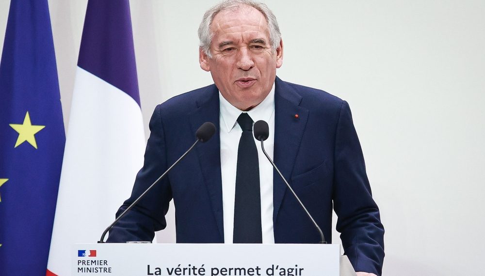 François Bayrou seul responsable ?