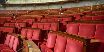 Les Conventions citoyennes face à la démocratie