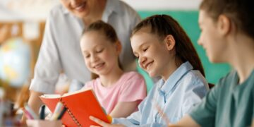 « Une nouvelle politique territoriale pour l&rsquo;école » ou comment justifier la suppression de plusieurs milliers de postes dans l’Éducation nationale