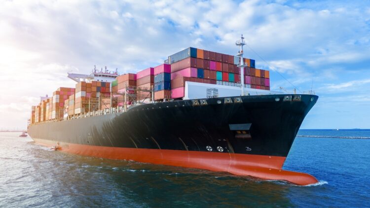 Le GNL, carburant d’avenir ou faux-semblant écologique du transport maritime ?