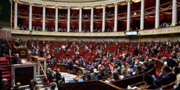 Observations sur la « difficulté de penser, sous la Ve République, un gouvernement et un président minoritaires »