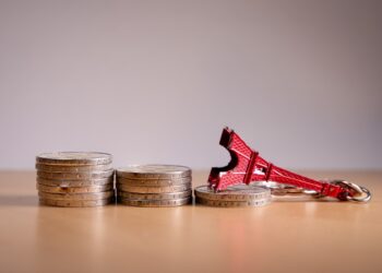 Dette : LFI peut-elle faire perdre à la France sa souveraineté budgétaire ?