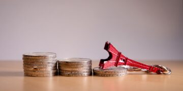 Dette : LFI peut-elle faire perdre à la France sa souveraineté budgétaire ?