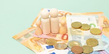 L’efficience publique au-delà du chèque : de l’agitation monétaire à l’ajustement structurel et l’efficience réelle