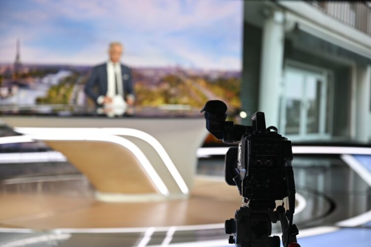 Audiovisuel public : restaurer le contrôle parlementaire sans céder au spectacle