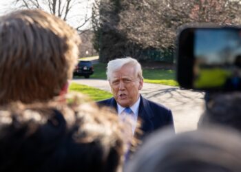 Washington sans caméras, la presse fait bloc